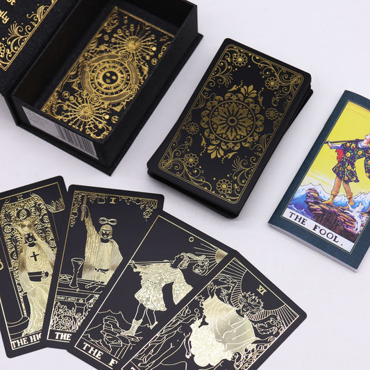 Aranyfóliás tarot kártya könyvvel, díszdobozban (angol nyelvű)